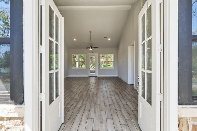 13203 Royal Shores Drive, Conroe, TX 77303