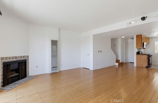 1355 Loma Avenue 311, Long Beach, CA 90804