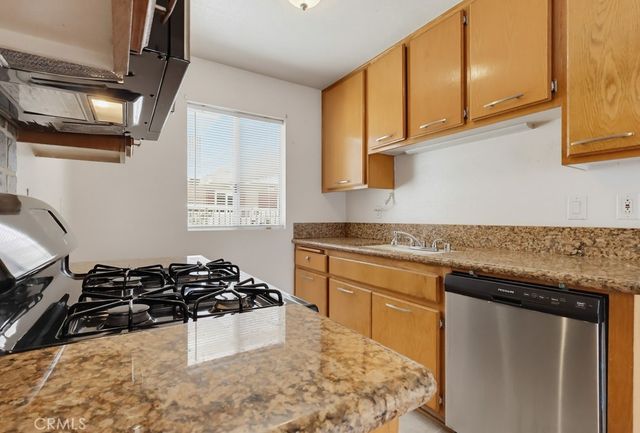 1355 Loma Avenue 311, Long Beach, CA 90804