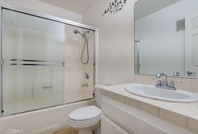 1355 Loma Avenue 311, Long Beach, CA 90804