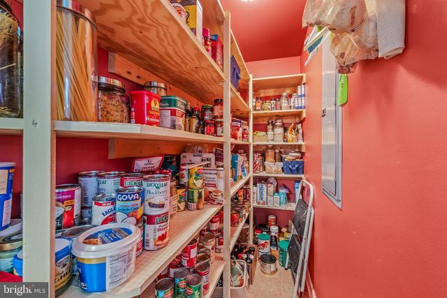175 CHASE WOODS LN, Great Cacapon, WV 25422