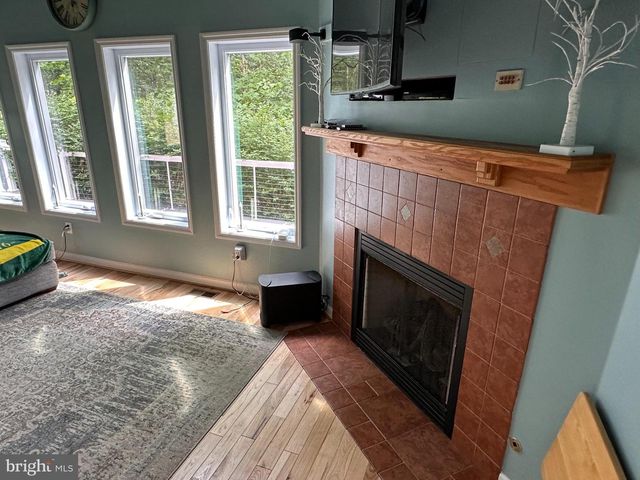 175 CHASE WOODS LN, Great Cacapon, WV 25422