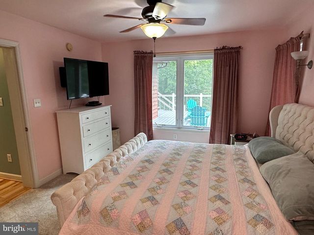 175 CHASE WOODS LN, Great Cacapon, WV 25422