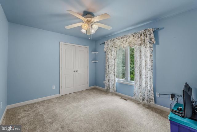 175 CHASE WOODS LN, Great Cacapon, WV 25422