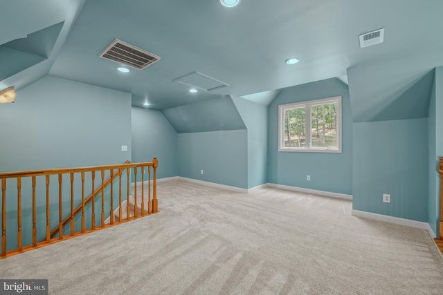 175 CHASE WOODS LN, Great Cacapon, WV 25422