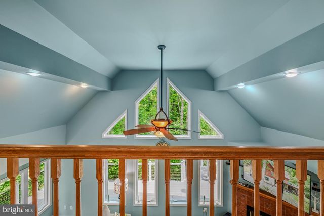 175 CHASE WOODS LN, Great Cacapon, WV 25422