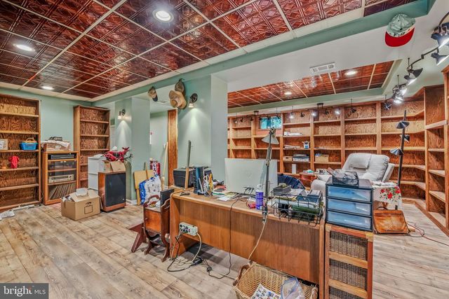 175 CHASE WOODS LN, Great Cacapon, WV 25422
