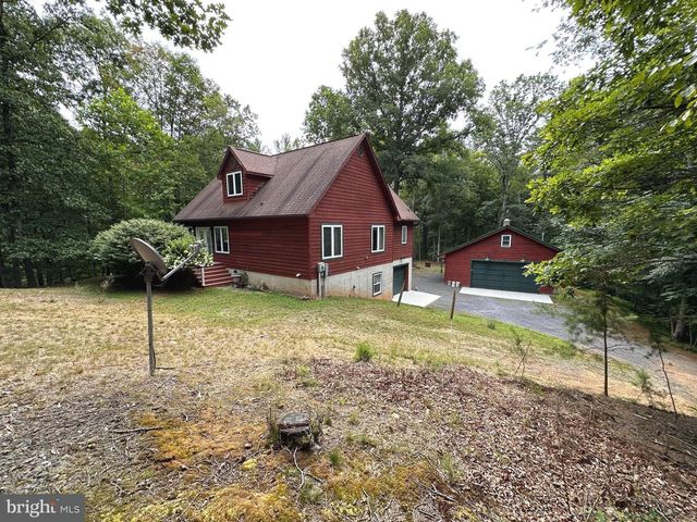 175 CHASE WOODS LN, Great Cacapon, WV 25422