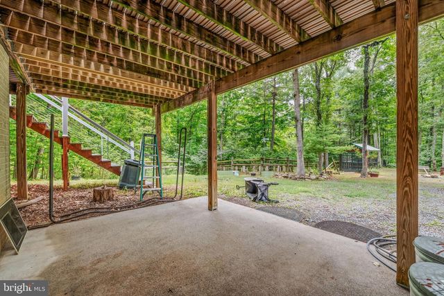 175 CHASE WOODS LN, Great Cacapon, WV 25422