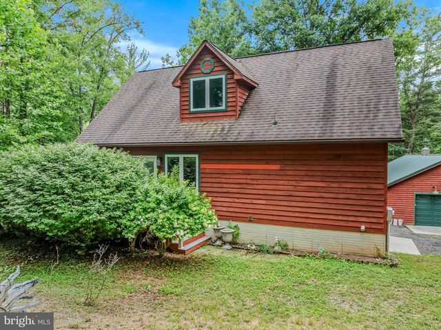 175 CHASE WOODS LN, Great Cacapon, WV 25422