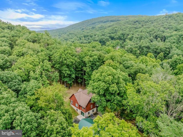 175 CHASE WOODS LN, Great Cacapon, WV 25422