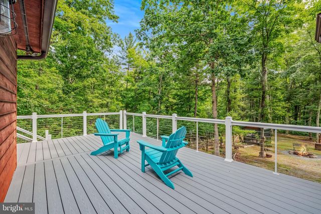 175 CHASE WOODS LN, Great Cacapon, WV 25422