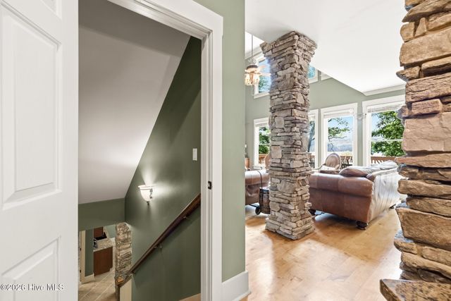 382 Lake Shore Drive, Topton, NC 28781