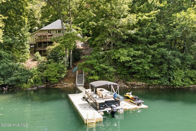 382 Lake Shore Drive, Topton, NC 28781
