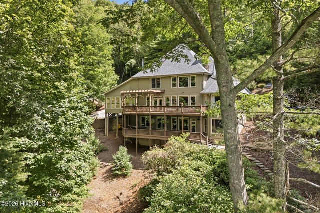 382 Lake Shore Drive, Topton, NC 28781