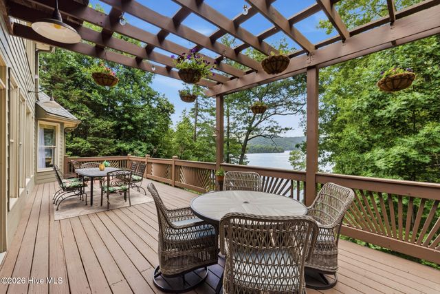 382 Lake Shore Drive, Topton, NC 28781