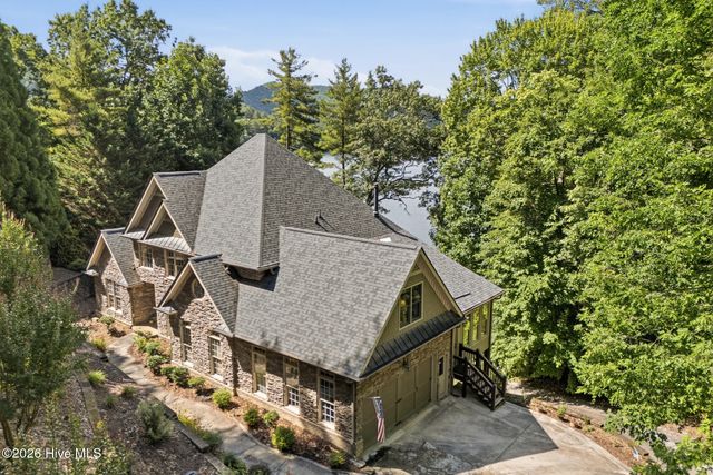 382 Lake Shore Drive, Topton, NC 28781