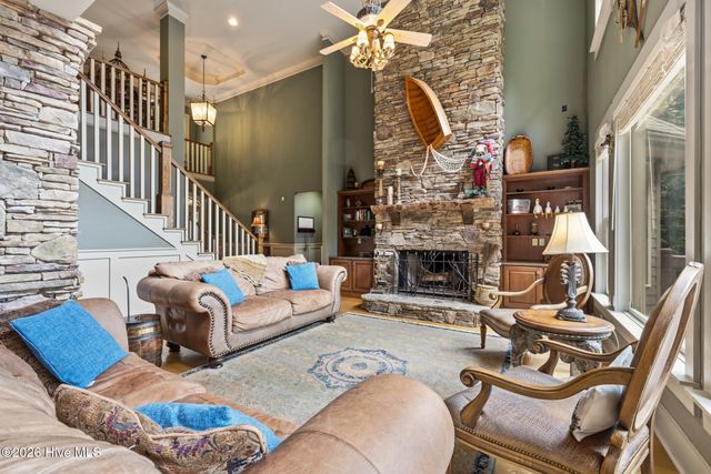 382 Lake Shore Drive, Topton, NC 28781