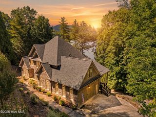 382 Lake Shore Drive, Topton, NC 28781