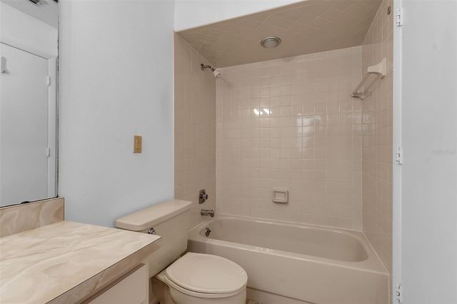 5241 MARSH FIELD LANE 18, Sarasota, FL 34235