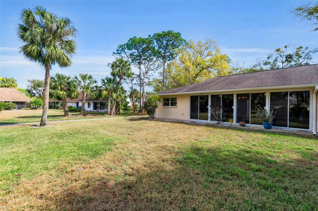 Image 35 of property listing at 5241 MARSH FIELD LANE 18, Sarasota, FL 34235