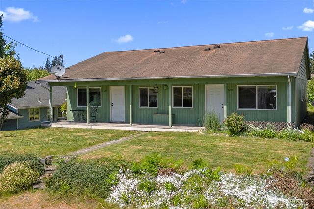 2215 Jackson Avenue, Everett, WA 98203