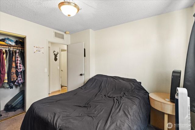 2215 Jackson Avenue, Everett, WA 98203