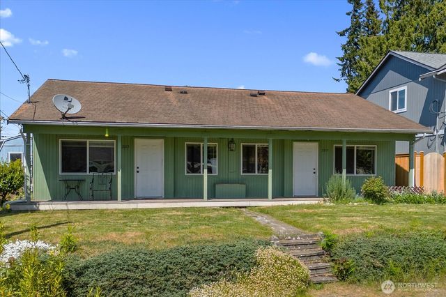 2215 Jackson Avenue, Everett, WA 98203