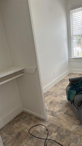 111 E Lewis Street B, Conroe, TX 77301