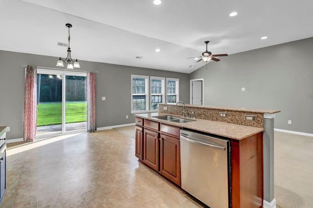 128 Mayfield Drive, Goose Creek, SC 29445
