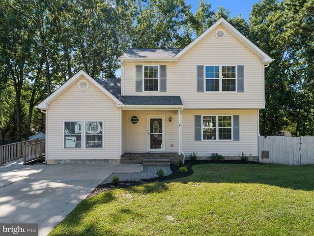 47 COUNTRY CLUB RD, Pine Hill, NJ 08021