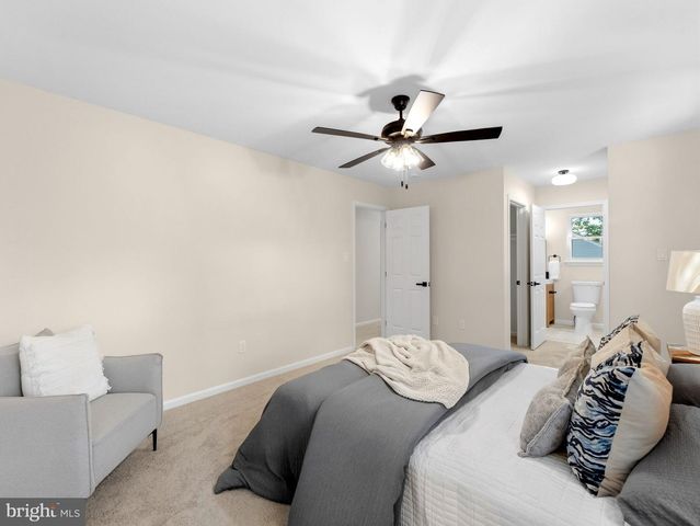 47 COUNTRY CLUB RD, Pine Hill, NJ 08021