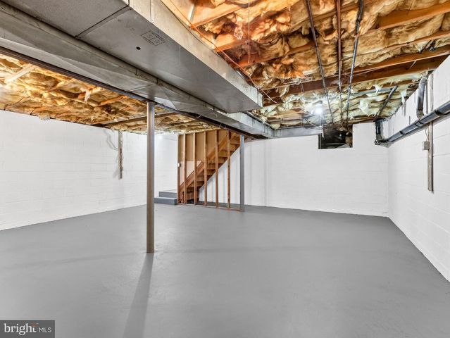 47 COUNTRY CLUB RD, Pine Hill, NJ 08021