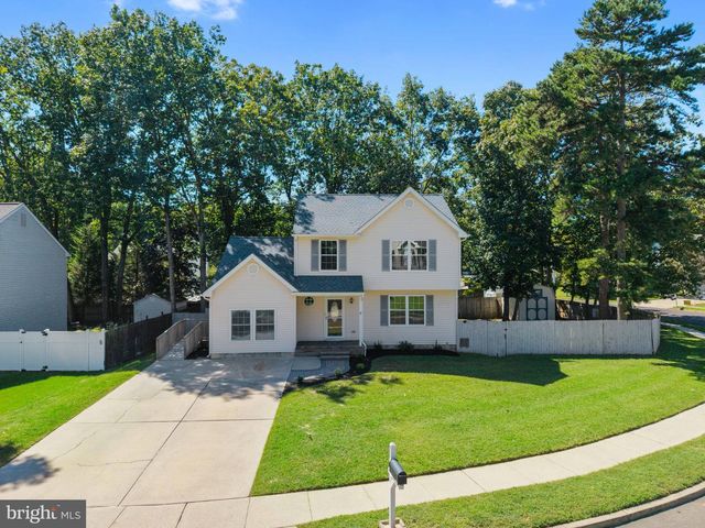 47 COUNTRY CLUB RD, Pine Hill, NJ 08021