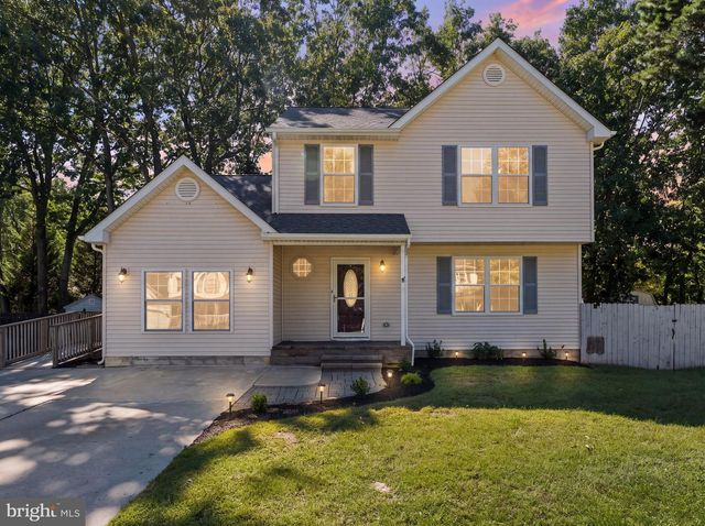 47 COUNTRY CLUB RD, Pine Hill, NJ 08021
