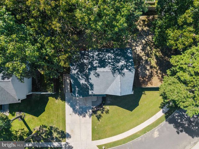 47 COUNTRY CLUB RD, Pine Hill, NJ 08021