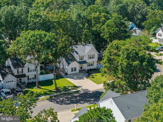 47 COUNTRY CLUB RD, Pine Hill, NJ 08021