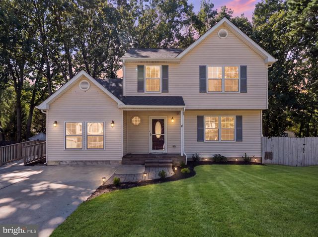 47 COUNTRY CLUB RD, Pine Hill, NJ 08021