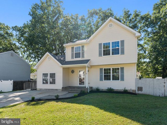47 COUNTRY CLUB RD, Pine Hill, NJ 08021