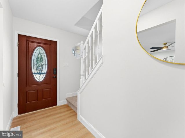 47 COUNTRY CLUB RD, Pine Hill, NJ 08021
