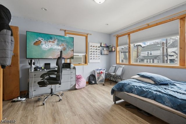 5 Cedar St, North Arlington Boro, NJ 07031