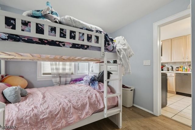 5 Cedar St, North Arlington Boro, NJ 07031