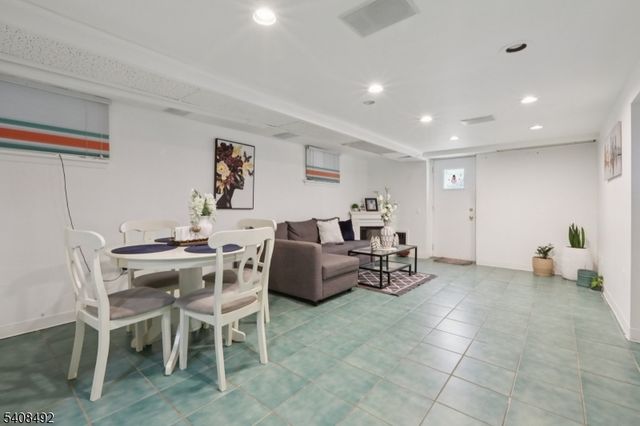 5 Cedar St, North Arlington Boro, NJ 07031