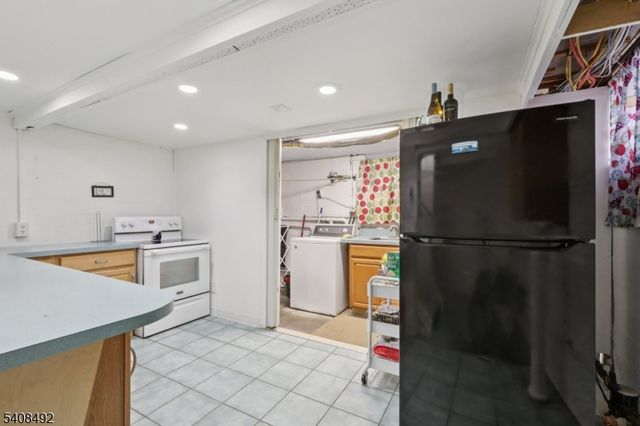 5 Cedar St, North Arlington Boro, NJ 07031