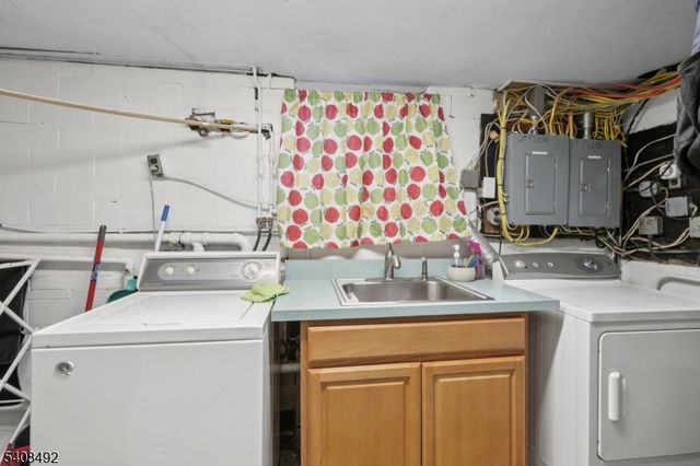 5 Cedar St, North Arlington Boro, NJ 07031