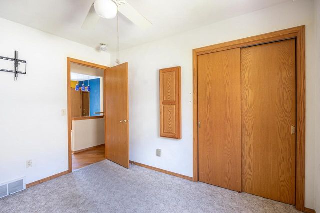 2140 DEER PRAIRIE DRIVE, Neenah, WI 54956