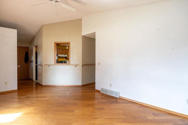 2140 DEER PRAIRIE DRIVE, Neenah, WI 54956