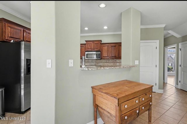 1884 W Keenlan Drive, Hernando, MS 38632