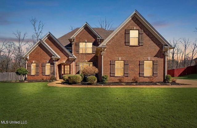 1884 W Keenlan Drive, Hernando, MS 38632