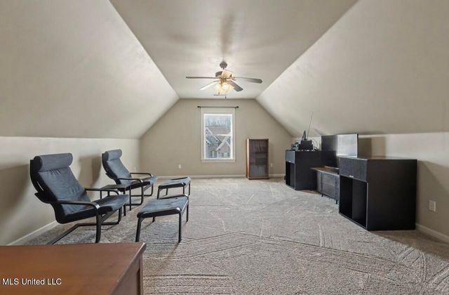 1884 W Keenlan Drive, Hernando, MS 38632